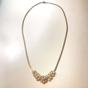Vintage Lady Remington Rhinestone Silvertone Necklace